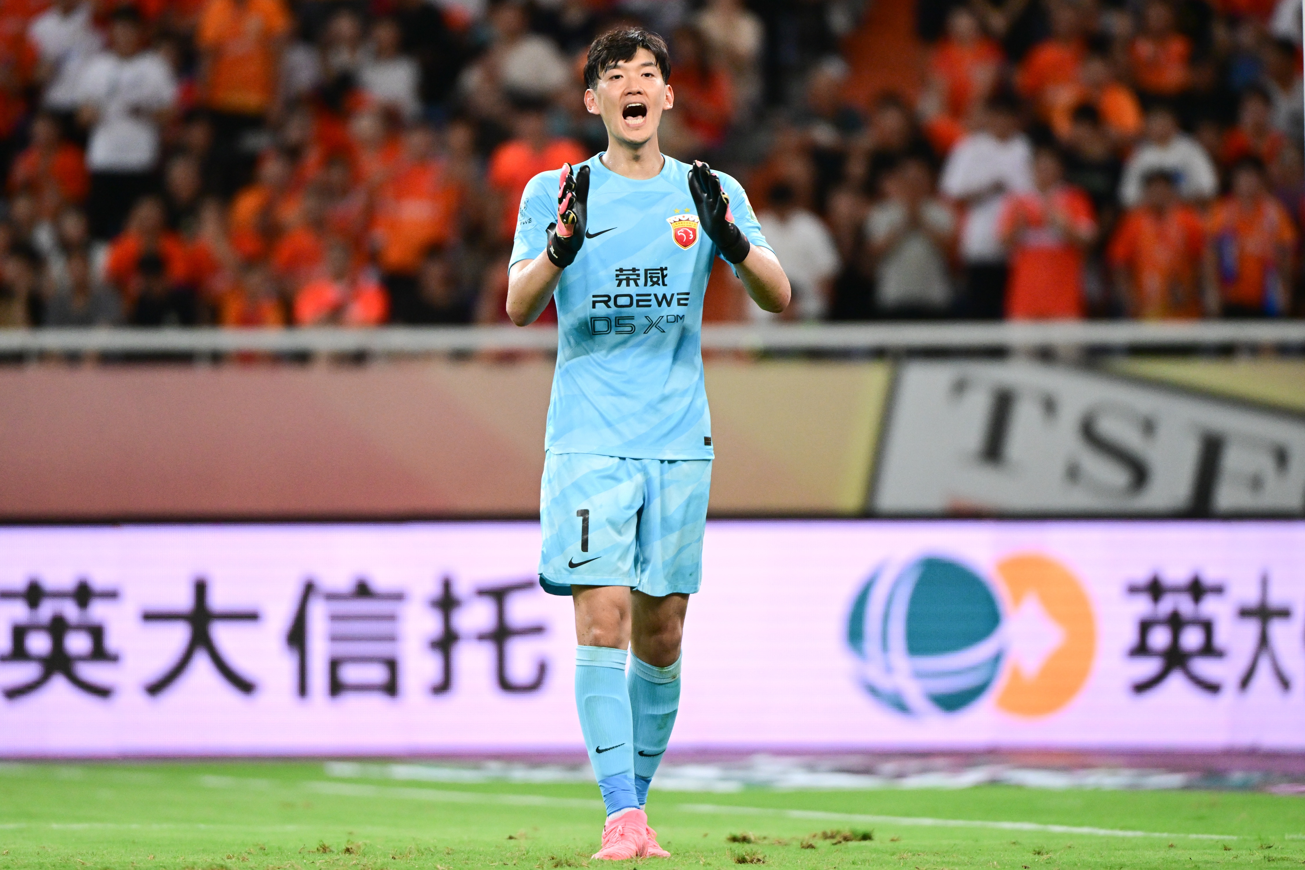 顏駿凌：三年鳳凰山首勝，屬于海港每個(gè)人