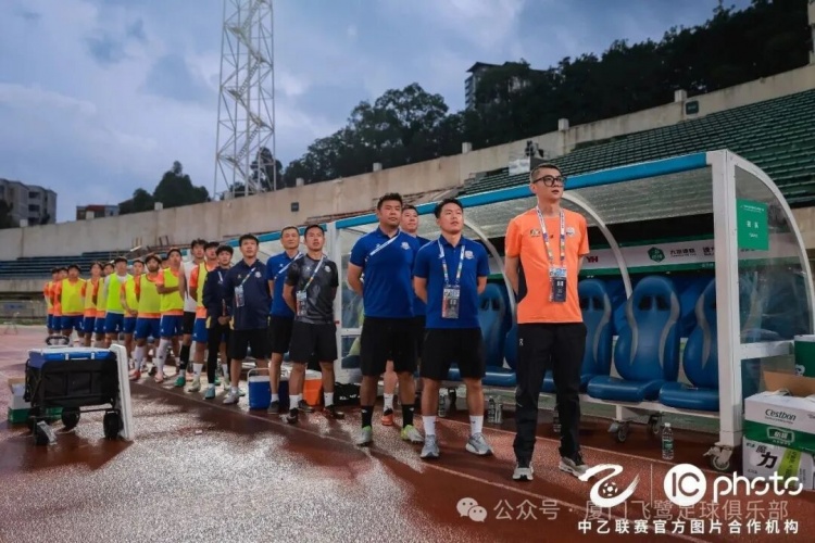 劉子銘雙響領(lǐng)跑射手榜，廈門飛鷺客勝?gòu)V州蒲公英升至爭(zhēng)冠組第三