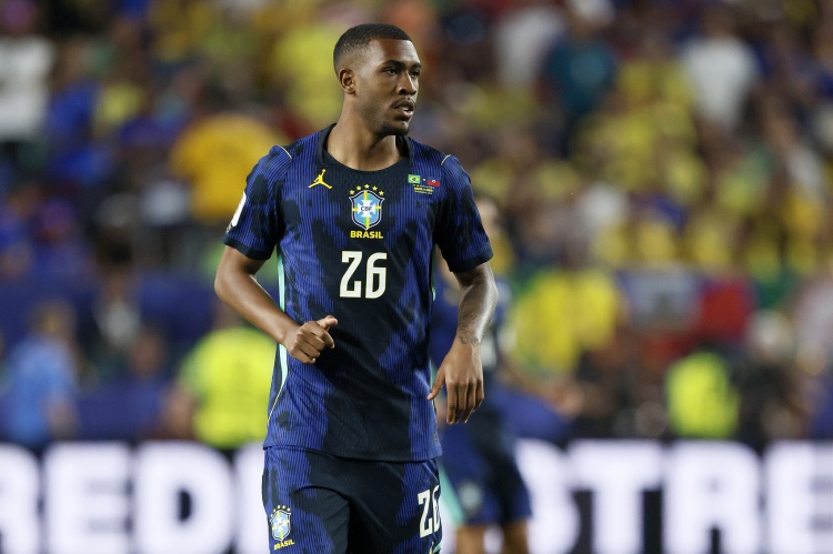 19歲330天：拉揚(yáng)成巴西世界杯淘汰賽第三年輕首發(fā)，僅遜貝利與安東尼奧