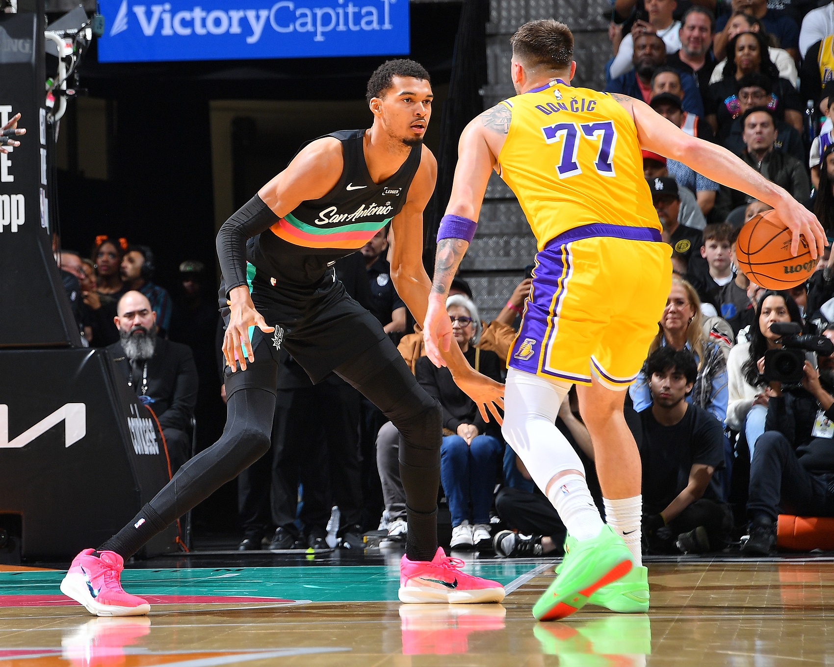 露天看臺(tái)2030年NBA球員排名：文班東契奇前二 弗拉格第六