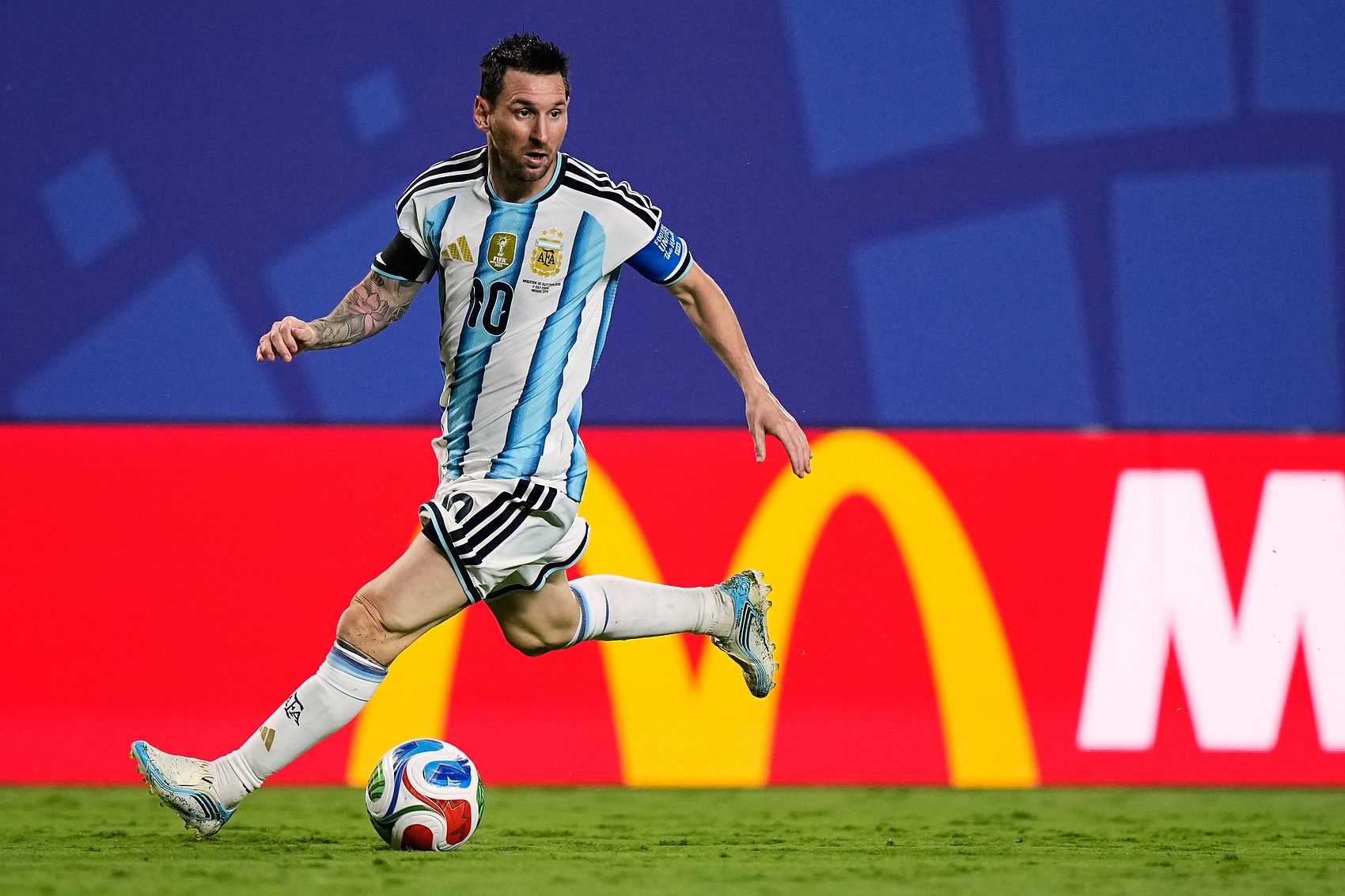 FIFA實力榜：姆巴佩進(jìn)攻第一 梅西創(chuàng)造力登頂 羅德里防守稱王