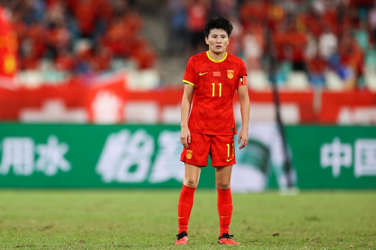 王珊珊專欄:41歲C羅自律標(biāo)桿 凱恩哈蘭德定義現(xiàn)代9號(hào)