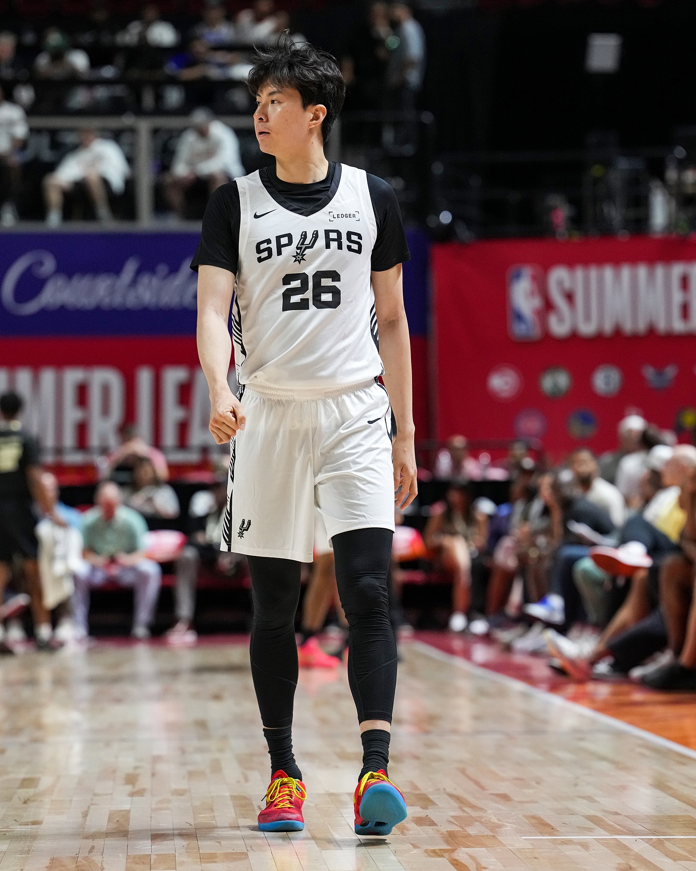李賢重夏聯(lián)9+7仍難留NBA？王?。築聯(lián)賽開(kāi)2億日元年薪