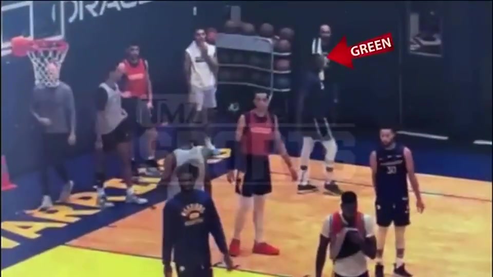賭城拳影：阿德巴約擊打希羅面部 盤點NBA隊友反目恩怨史