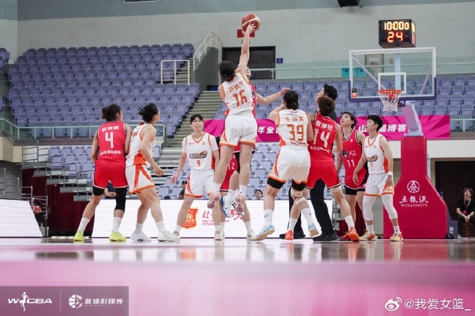 從全華班墊底到46分大勝 江西女籃完成陣容迭代